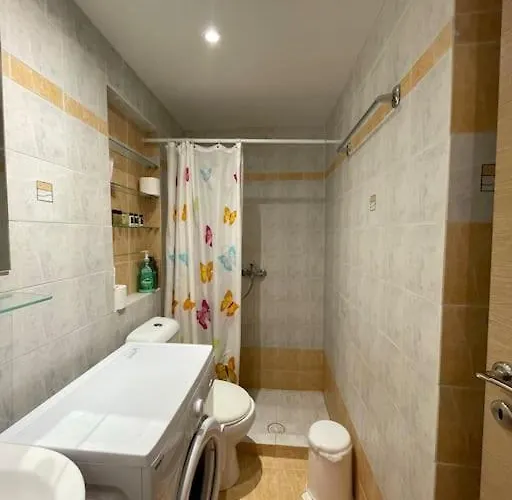 όμορφο στην κεντρική πλατεία του χωριού Сasa de vacaciones